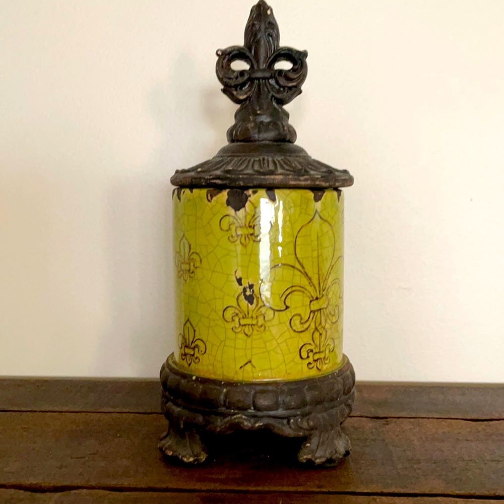 Vintage Ceramic Home Decor